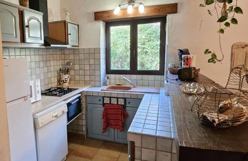 Biron Cottage | Cottage for 8 with Fireplace and SPA in Biron