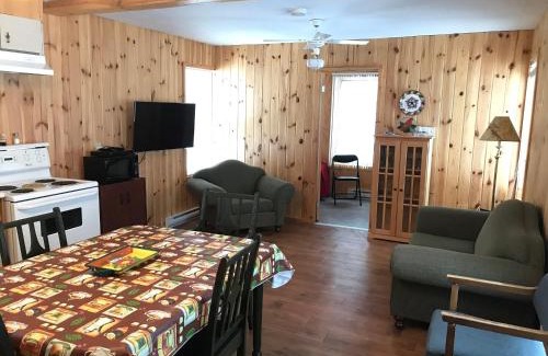 Maria-Chapdelaine Ski Chalet | Cottage for rent for vacations in nature - near Lac-à-Jim