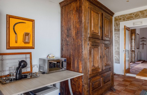 Elvas Cottage | Cottage 'Herdade Do Charito' with Lake View, Wi-Fi and Air Conditioning