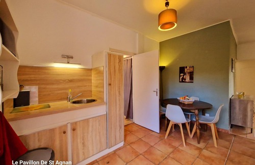 Hautefort Cottage | Cottage in Hautefort, 2 bedrooms H2