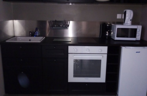 Sarge-sur-Braye Apartment | cottage in height with balcony. 1 bedroom