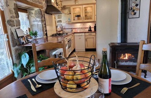 Commana House | cottage in the heart of the mountains of ARRÉE