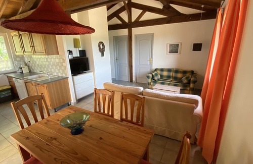 Doissat Cottage | cottage JADE with heated pool, 5 pers., free wifi
