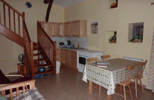 Cheffois House | Cottage "Les Hirondelles"