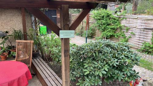 Wilhelmshorst Apartment | Cottage mit Garten
