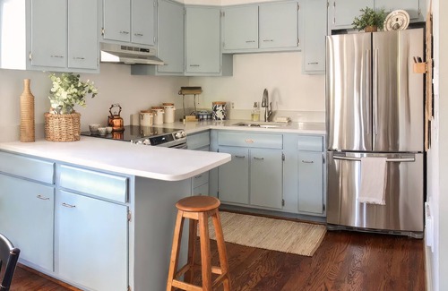 Leesburg's Old and Historic District House | Cottage on King | Charming Historic Leesburg Home