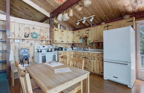 Shortts Lake Cottage | Cottage on Shortts Lake