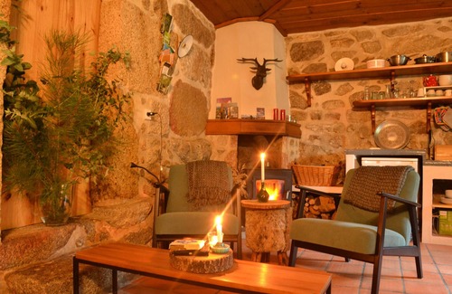 Vila Verde House | Cottage on the mountain; quiet but close to nice villages.