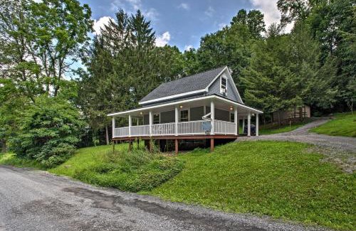 Elizabethville House | Cottage with Hot Tub and Fire Pit By Mahantango Creek