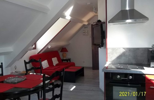 Le Gros-Theil Apartment | Cottage with pool in quiet countryside