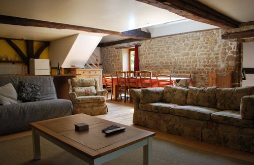 Guerquesalles Cottage | Cottage with shared swimming pool, hot tub, fishing, tennis, UK TV and Wi-Fi