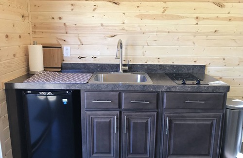 Kelseyville Cottage | Cottage with Two Queen Beds - Mandala Springs Wellness Retreat Center