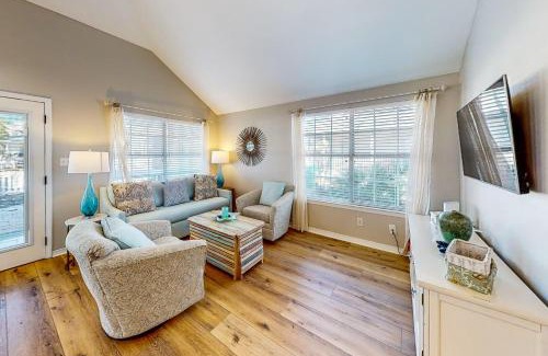 Clipper Cove House | Cottages of Crystal Beach Sea La Vie