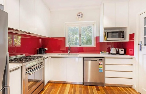 Cottesloe Apartment | Cottesloe Beach Deluxe Apartment - Executive Escapes