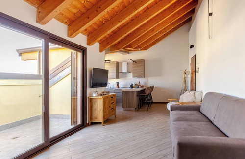 Busto Arsizio Apartment | [Cotton Flower] Penthouse 15 minutes from Malpensa MXP