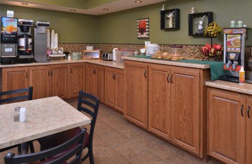 South Sioux City Hotel | Cottonwood Inn and Conference Center