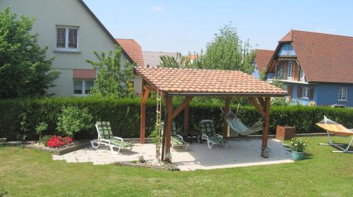 Truchtersheim Bed & Breakfast | Couette et Cafe - Chambre bleue