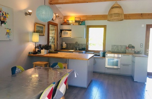 Saint-Martin-le-Superieur House | Country house with terrace, gardens and fields!
