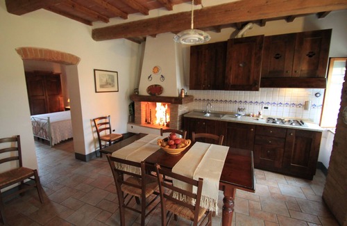 Poggiarello Apartment | Country Apartment in a Small Village in Central Tuscany