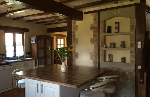 Nanteuil-en-Vallee House | Country charm in Charente limousine