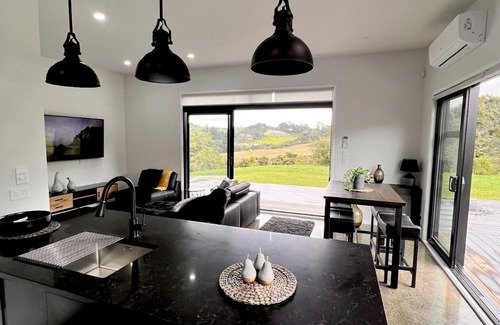 Swanson House | Country city living nJune on sale
