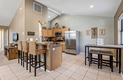 Flagstaff House | Country Club Bungalow, Sleeps 4