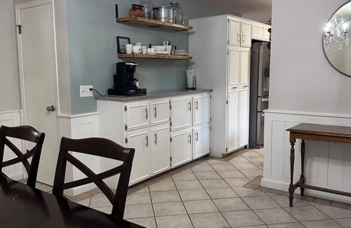 Dodge City House | Country Club Hideaway