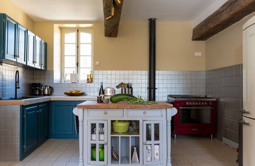 Seailles House | Country Comfort and Historic Charm