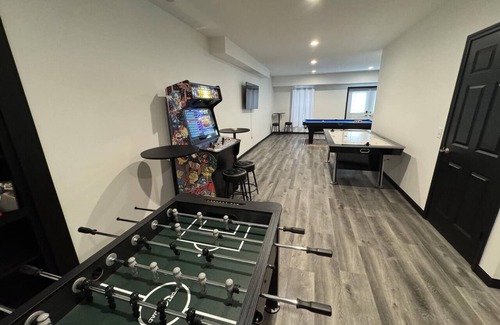 Fairview  Highland County House | Country Cornerstone Retreat, Pool | Game Room | Theater | Hot Tub | Massage