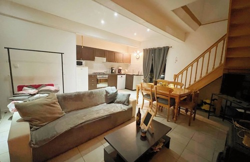 Peyraube House | Country cottage at the foot of the Pyrenees