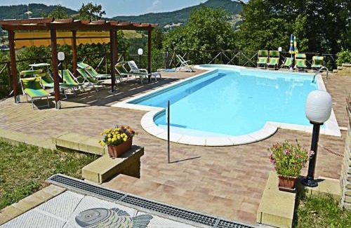 Apecchio House | Country Cottage in Marche with Swimming Pool