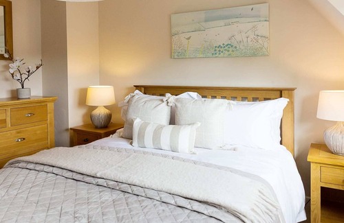Pitchcombe House | Country Cottage Near Evesham