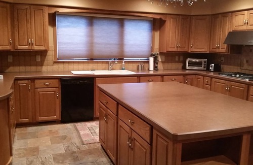 Big Timber House | Country Elegance on 1.4 acres, subdivision common access to Yellowstone River