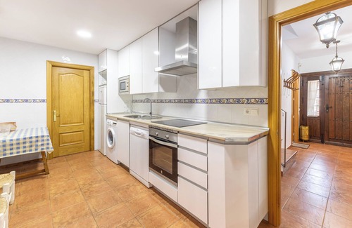 El Real de San Vicente House | Country House "La Fontanita" with Mountain View, Private Pool & Wi-Fi