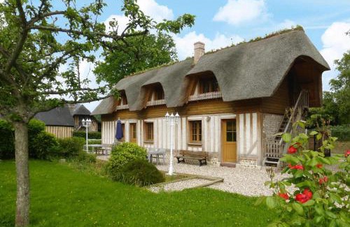 Saint-Martin-aux-Buneaux House | Country House in Normandy near Étretat, cleaning included
