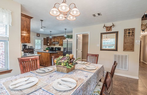Magnolia House | Country Getaway Magnolia Forest Home in10 Acre Lot