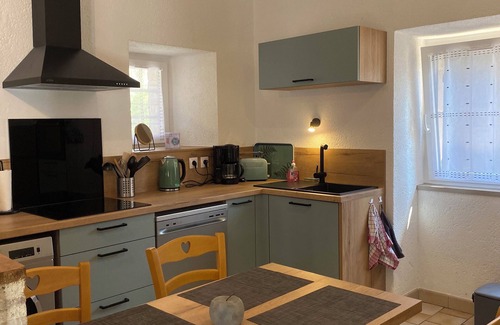 Monflanquin House | Country gite with view of Monflanquin