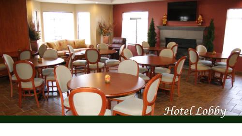 Edwardsville Hotel | Country Hearth Inn & Suites Edwardsville