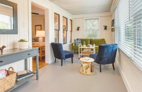 Janesville House | Country Home Near EIU and Lake Charleston!