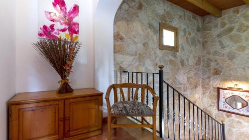 Alaro House | Country House Banyols