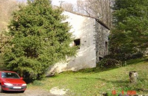 Alzon Cottage | Country house between forest and river