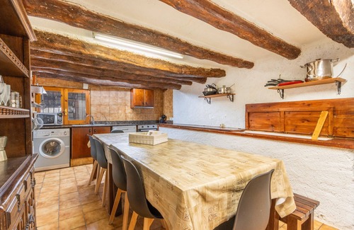 Capolat House | Country House 'Can Caubet I' with Mountain View, Shared Pool and Wi-Fi