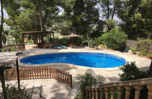 Moratalla House | Country House 'El Pinar De La Loma' with Private Pool, Wi-Fi and Air Conditioning