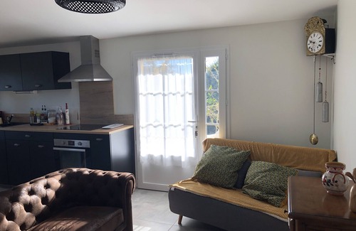 Estang House | Country house, enclosed garden.