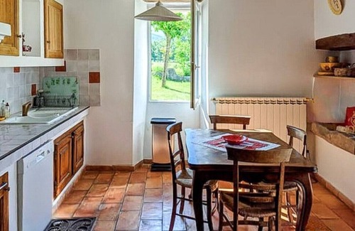 Bezaudun-sur-Bine Villa | Country house sleeps 15 Ideal for holidays with family or friends