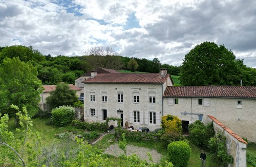 Lisle Cottage | Country house in the heart of nature