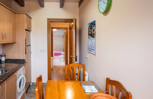 Urdax House | Country House 'Matxingonea 1' with Mountain View, Private Garden and Wi-Fi