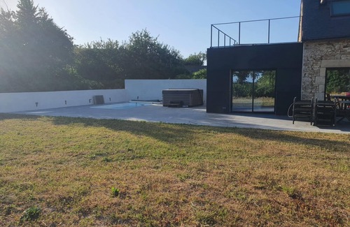 Branderion House | Country house near the sea