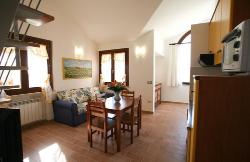 Capodarco Apartment | Country House The house of Carla-SWIMMING POOL and WI FI Free-TRILOCALE 3 km from the SEA
