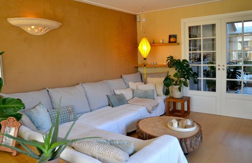 Heiloo House | Country house with 1200 m² garden in a beautiful location. Rest, relaxation and comfort!